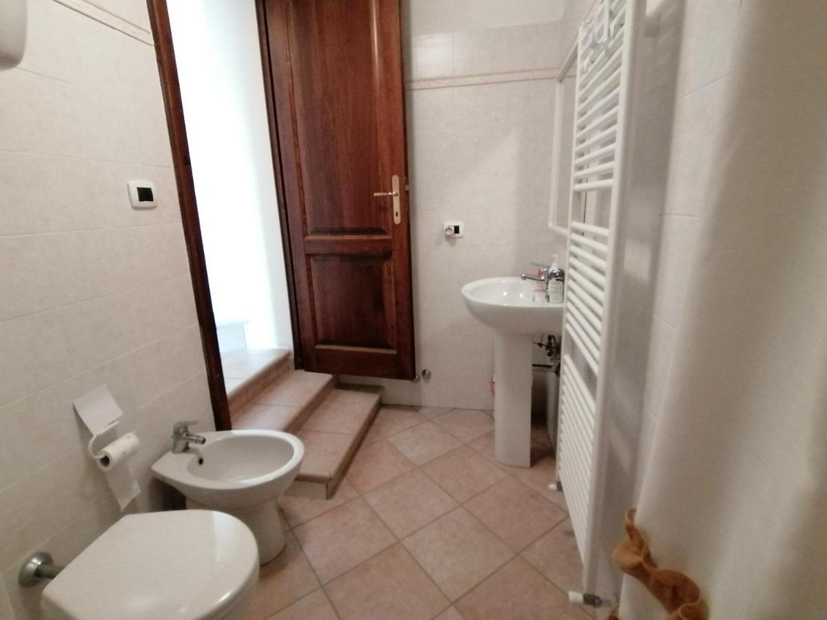 קורטונה La Casa Gialla Belvedere מראה חיצוני תמונה